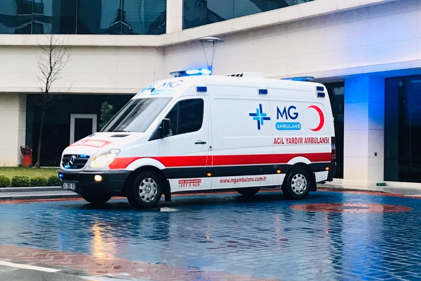 12 hurt after school bus crash in Turkey