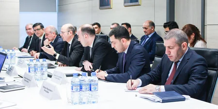 Bərpa olunan enerjidən istifadədə pilot layihələrin həyata keçirilməsi üzrə Komissiyanın ilk iclası keçirilib