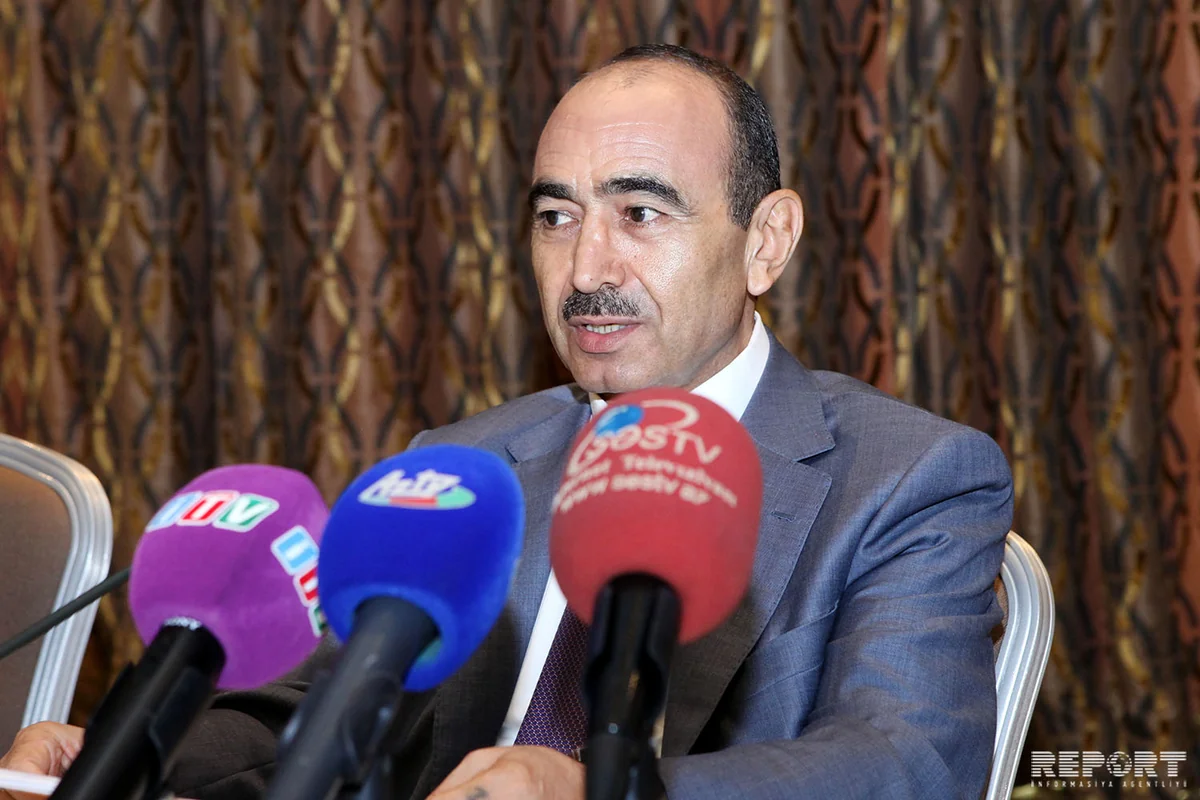 Əli Həsənov: “Seçki Məcəlləsində onlayn media məsələsi əksini tapmalıdır”