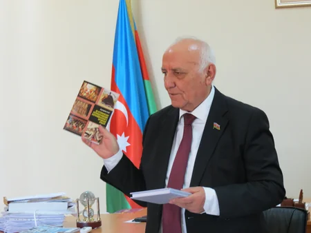 Bu il Tarix İnstitutunda 49 adda yeni kitab çap olunub