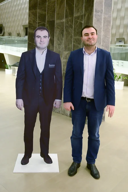 Şahmatçılar əkizləriylə görüşdü