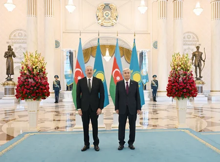 Astanada Azərbaycan və Qazaxıstan prezidentlərinin görüşü keçirilib - YENİLƏNİB-2