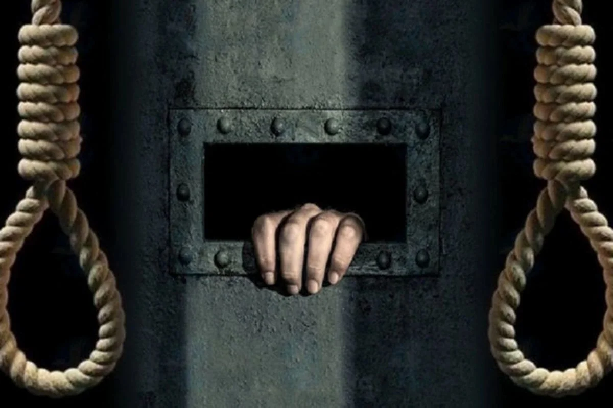 Iran executes two prisoners
