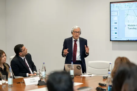 Mətbuat katibləri üçün yeni təlimlərə başlanılıb