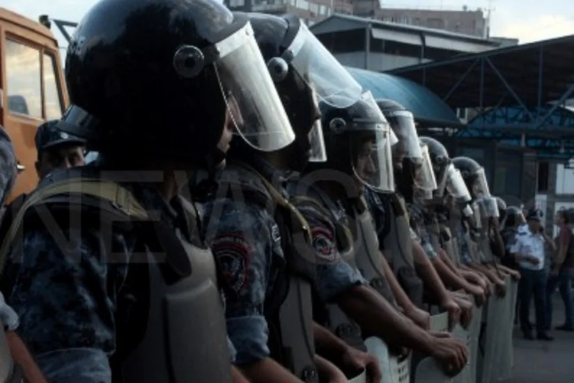 Armenian NSS detained a group, supporting police station seizure