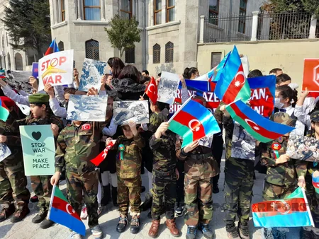 Beyazit meydanında Xocalı soyqırımının 30-cu ildönümü ilə əlaqədar aksiya keçirilib