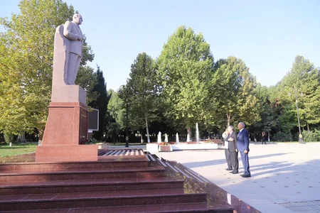 Baş prokuror Samuxda vətəndaşları qəbul edib