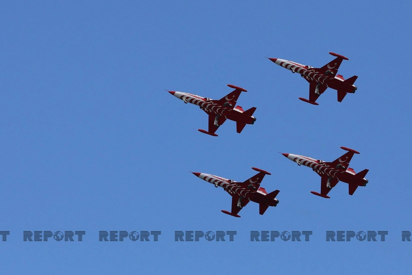Air show held in Baku as part of TEKNOFEST Azerbaijan festival