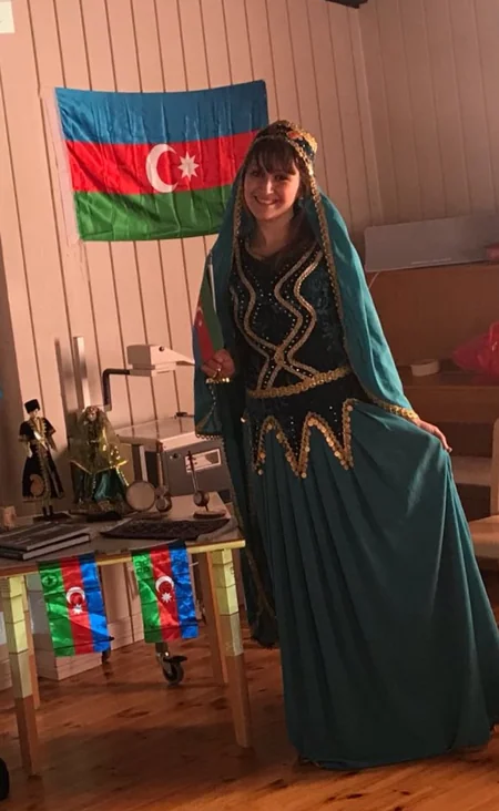 Finlandiyada yaşayan azərbaycanlılar Novruz bayramı münasibətilə yerli sakinlər üçün şənlik keçirib