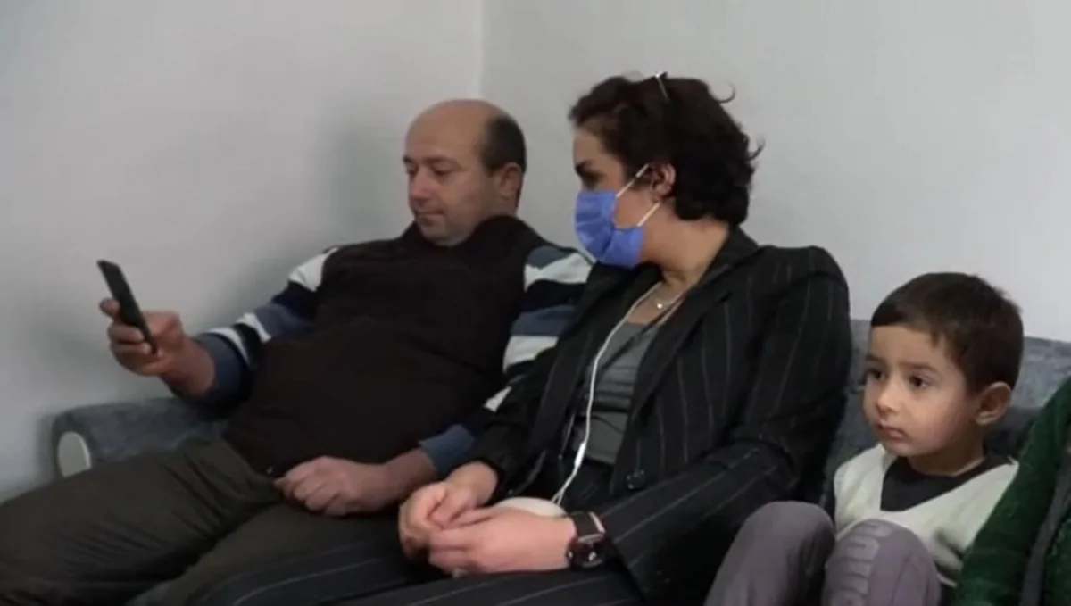 Lal deyil, amma 35 ildir danışmır