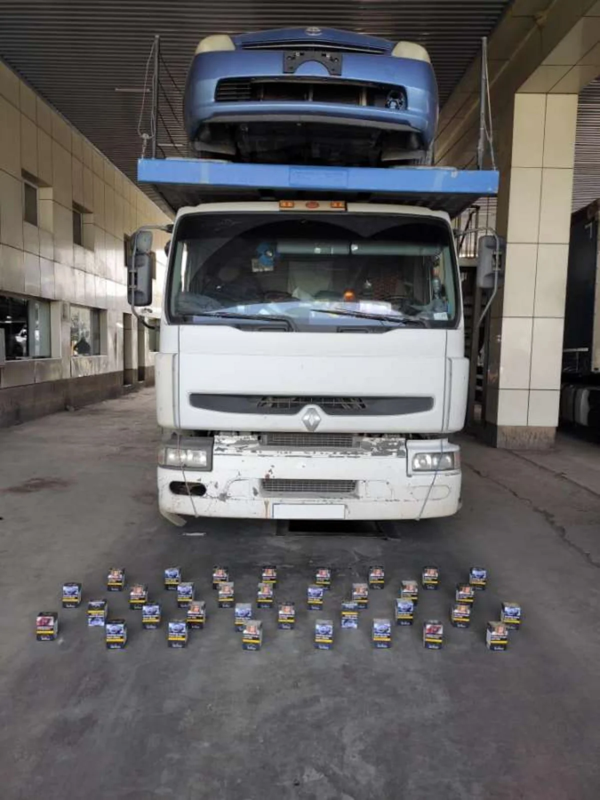 Gürcüstandan ölkəmizə siqaretlərin gətirilməsinin qarşısı alınıb