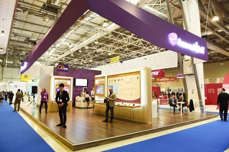 President Ilham Aliyev views Bakutel 2018 exhibition