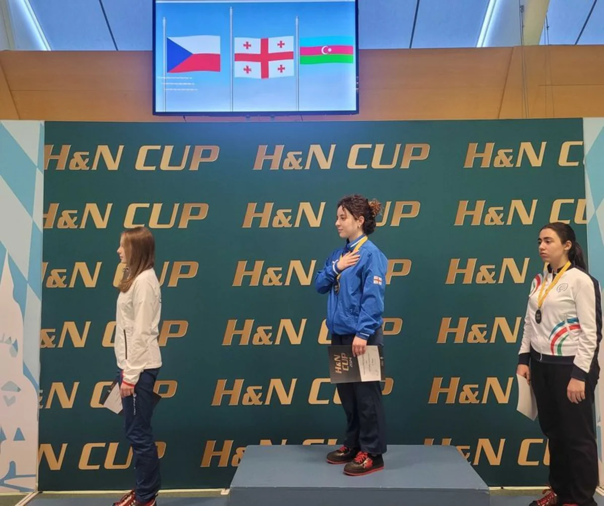 Azərbaycan atıcısı Almaniyada bürünc medal qazanıb