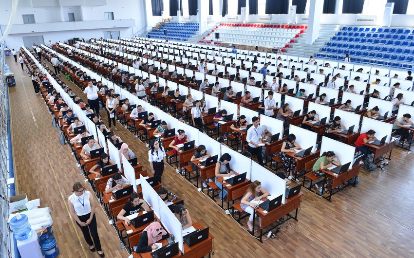 Сегодня состоится экзамен по приему на работу учителей