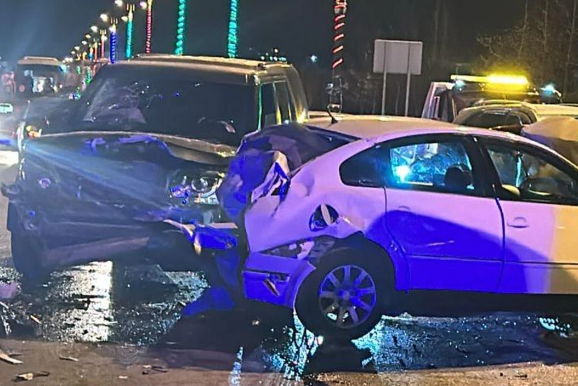 Sumqayıtda zəncirvari qəza baş verib, xəsarət alanlar var