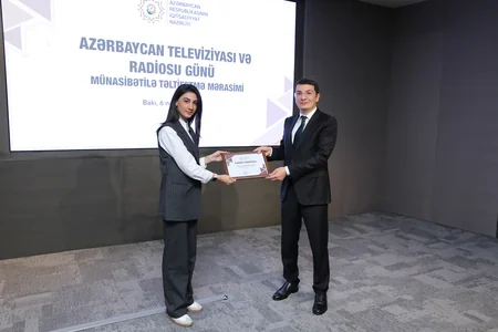 İqtisadiyyat Nazirliyi bir sıra televiziya işçilərini Fəxri fərmanla təltif edib