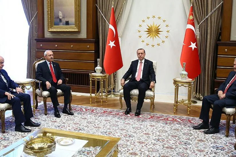 Türkiyə prezidenti ilə müxalifət liderləri arasında keçirilən görüşün detalları açıqlanıb