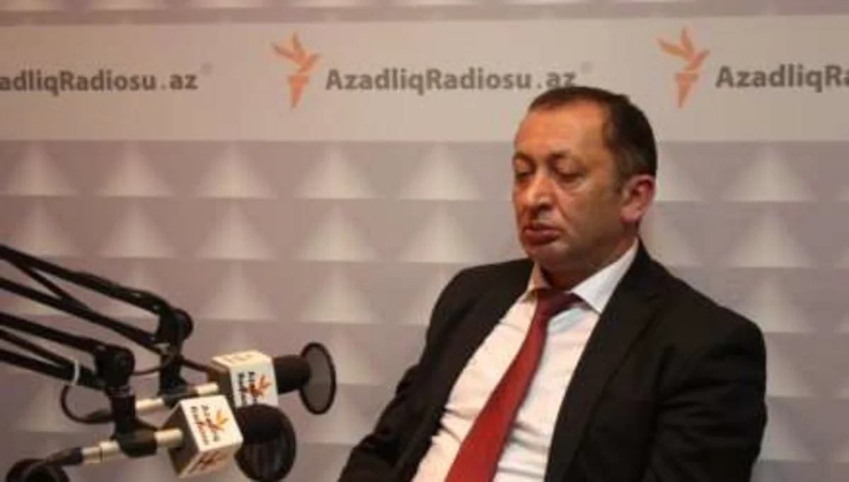 ​Rüşvət verməkdə təqsirləndirilən keçmiş vəkilin apellyasiya şikayətinə baxılıb