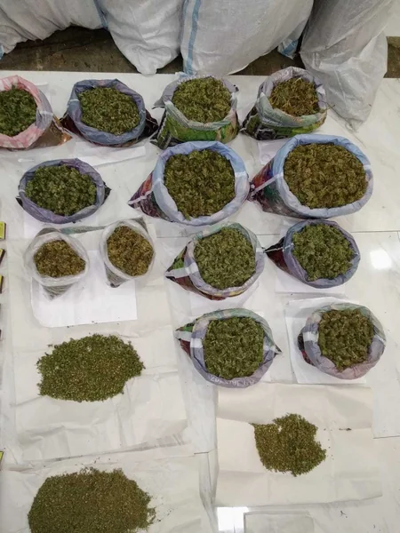 Polis əməliyyat keçirdi, keçmiş məhkum saxlanıldı