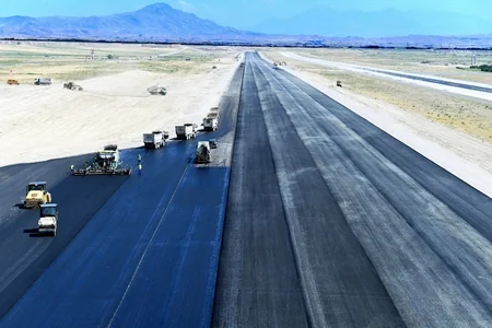 Naxçıvan aeroportunda II uçuş-enmə zolağı gələn ay istifadəyə veriləcək