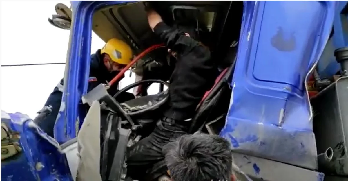 Xızıdakı ağır yol qəzasının görüntüləri yayıldı