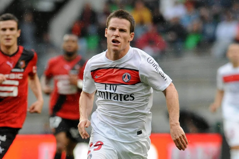 Fransalı futbolçu karyerasını bitirib