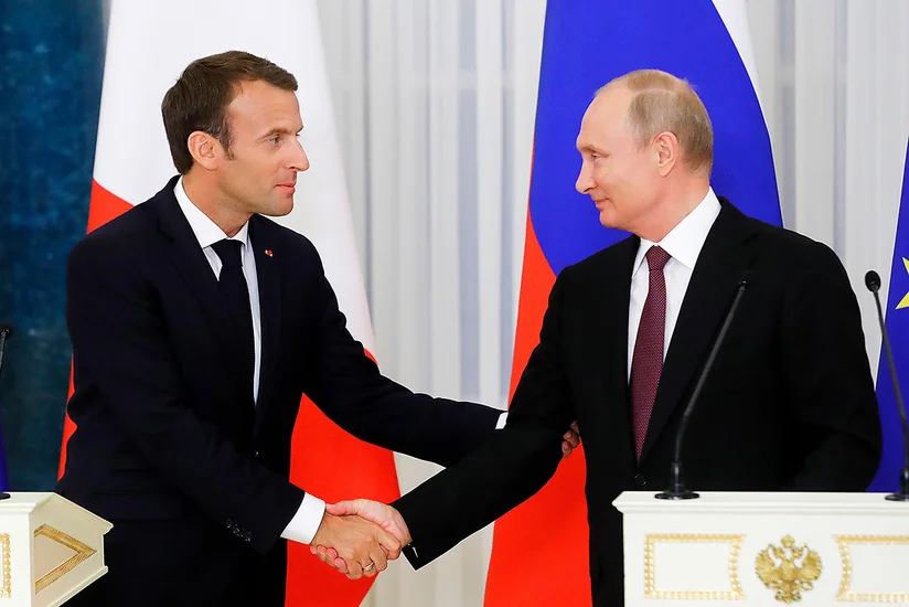 Putin, Macron discuss Karabakh