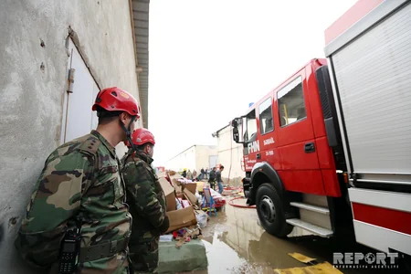 Sədərək Ticarət Mərkəzində baş verən yanğın söndürülüb - YENİLƏNİB - FOTO
