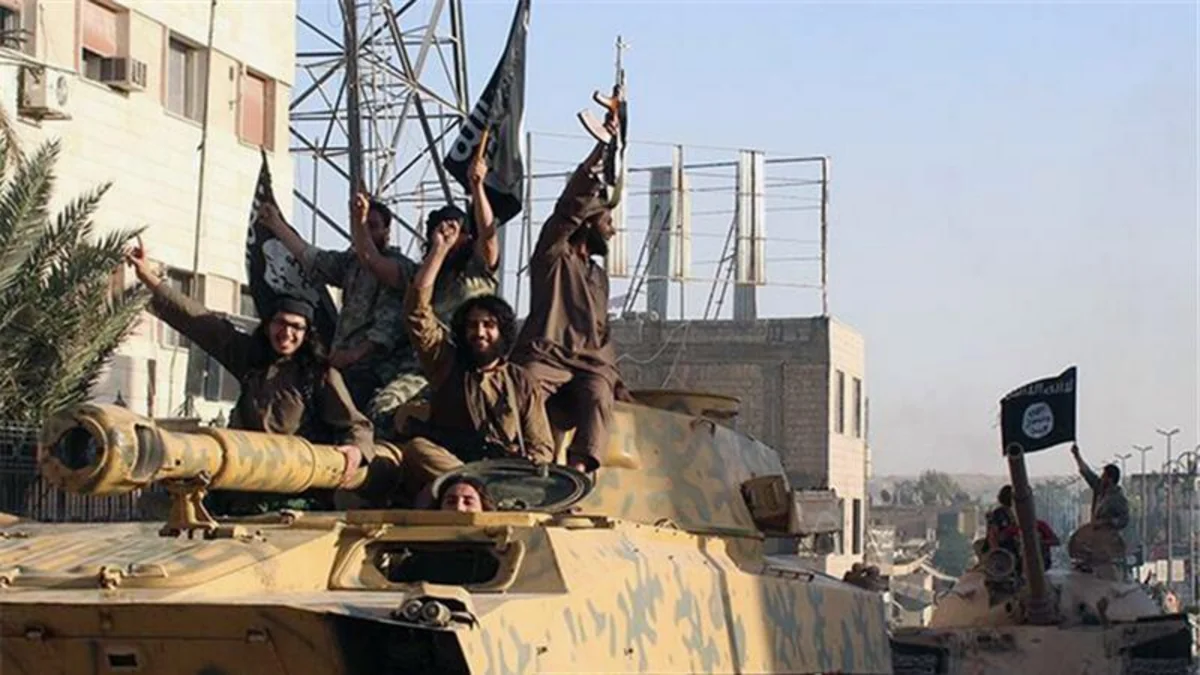 Syrian government launches heavy air raids on Islamic State-held Raqqa