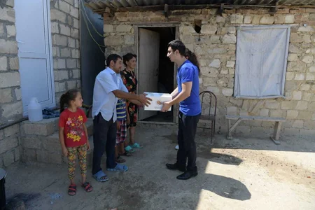 Heydər Əliyev Fondu tərəfindən aztəminatlı ailələrə qurban paylarının verilməsi başa çatıb