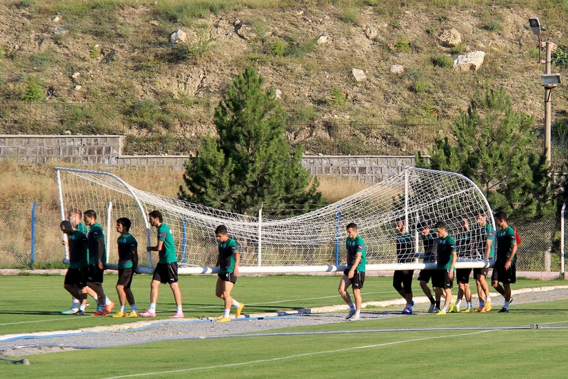​Xəzər Lənkəranda baxışda olan futbolçuların taleyinə sabah aydınlıq gələcək
