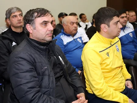 AFFA-da klub nümayəndələri ilə görüş
