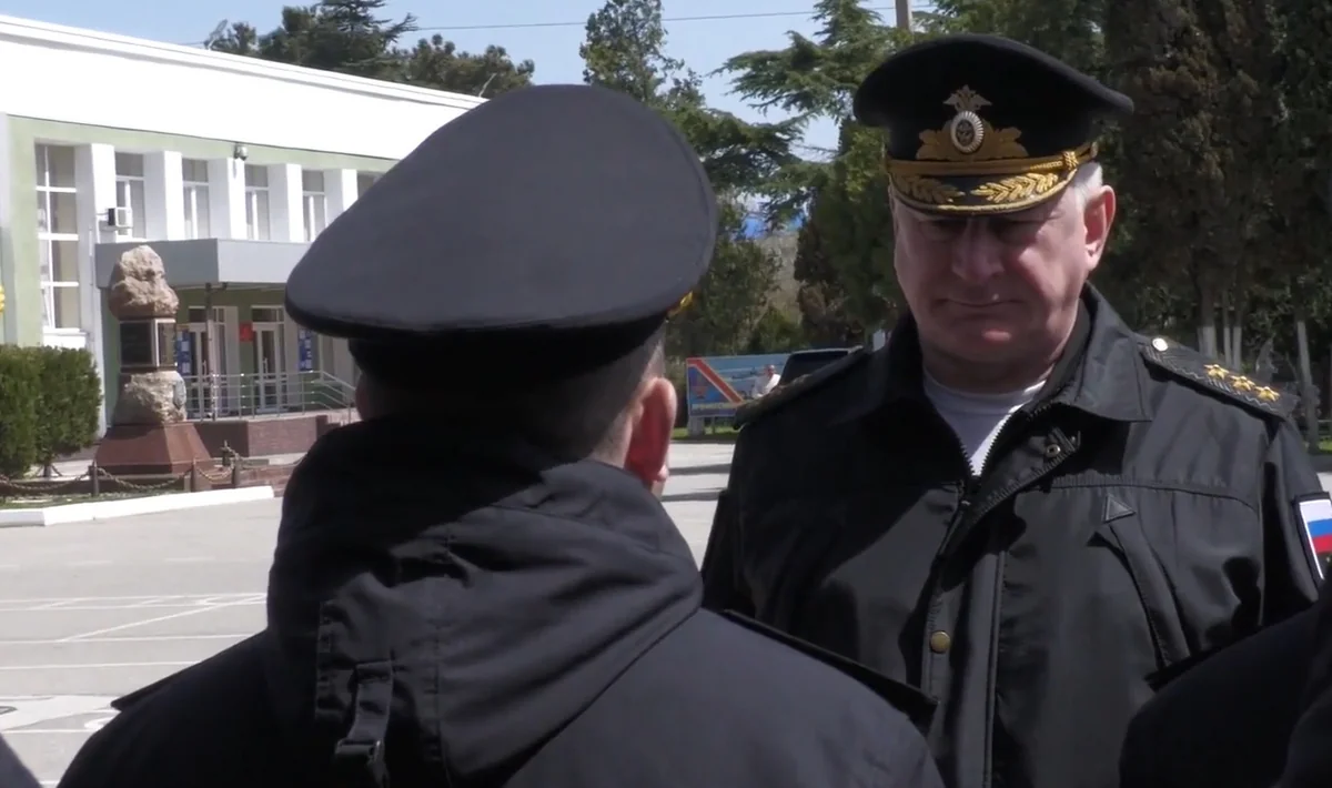 Главком ВМФ РФ встретился с экипажем крейсера Москва