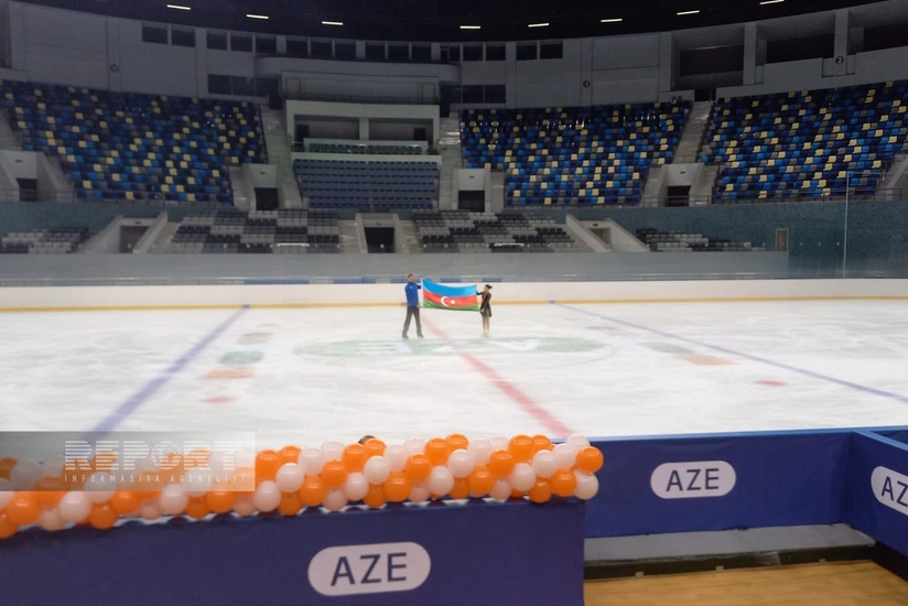 Bakıda buz meydançası istifadəyə verilib - FOTO - VİDEO