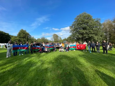 Dünyanın bir neçə şəhərində Anım Gününə həsr olunmuş aksiya təşkil edilib