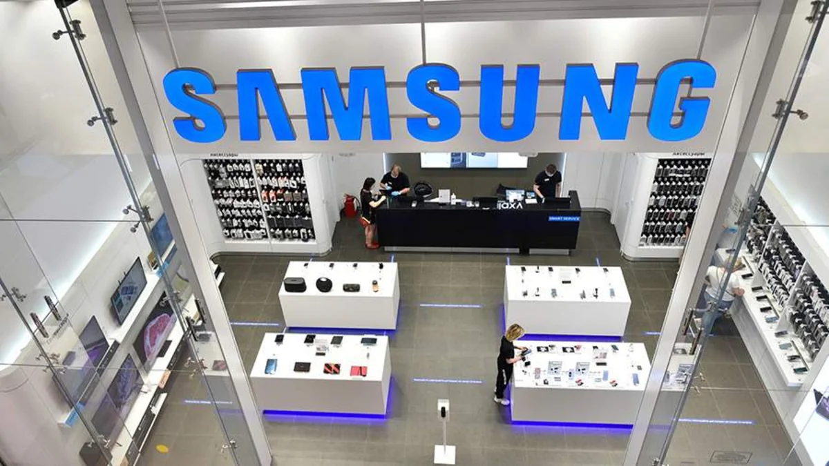 Samsung suspends shipments of phones, chips to Russia