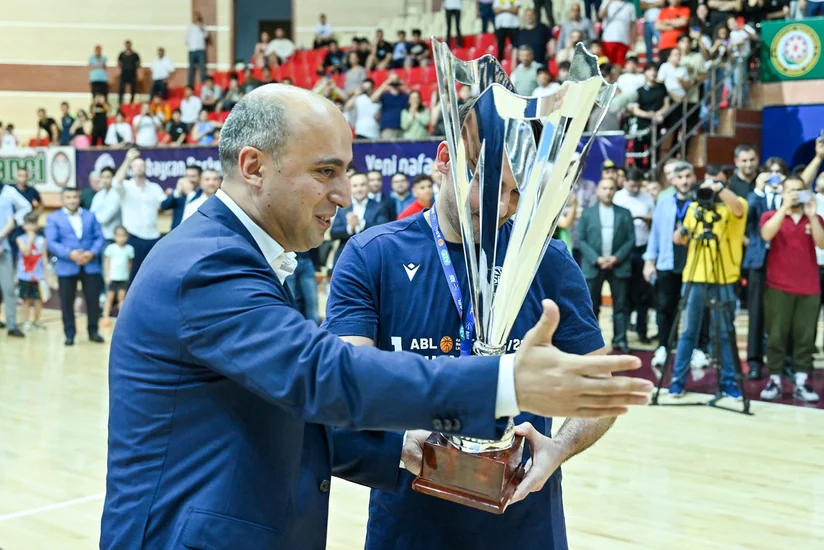 Emin Əmrullayev: “Növbəti mövsüm 10 və ya 12 komandadan ibarət çempionat planlaşdırırıq”