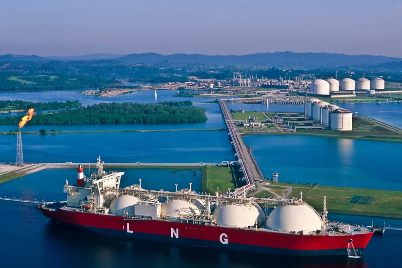 Венгрия будет получать СПГ из Катара с 2027 года