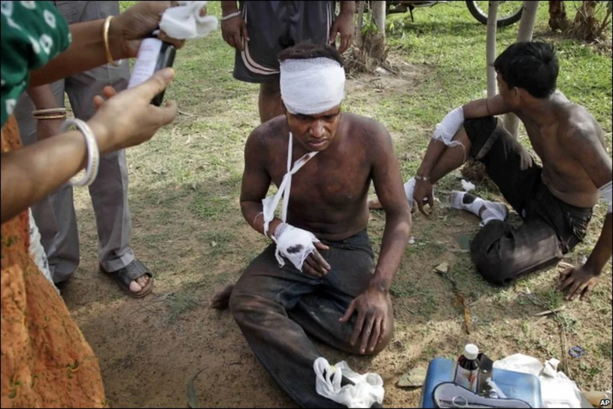 ​Боевики на северо-востоке Индии расстреляли 35 человек