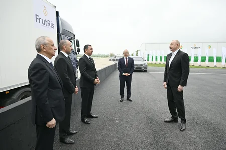 President Ilham Aliyev inspects operations of horticulture and cold storage complex in Gusar District