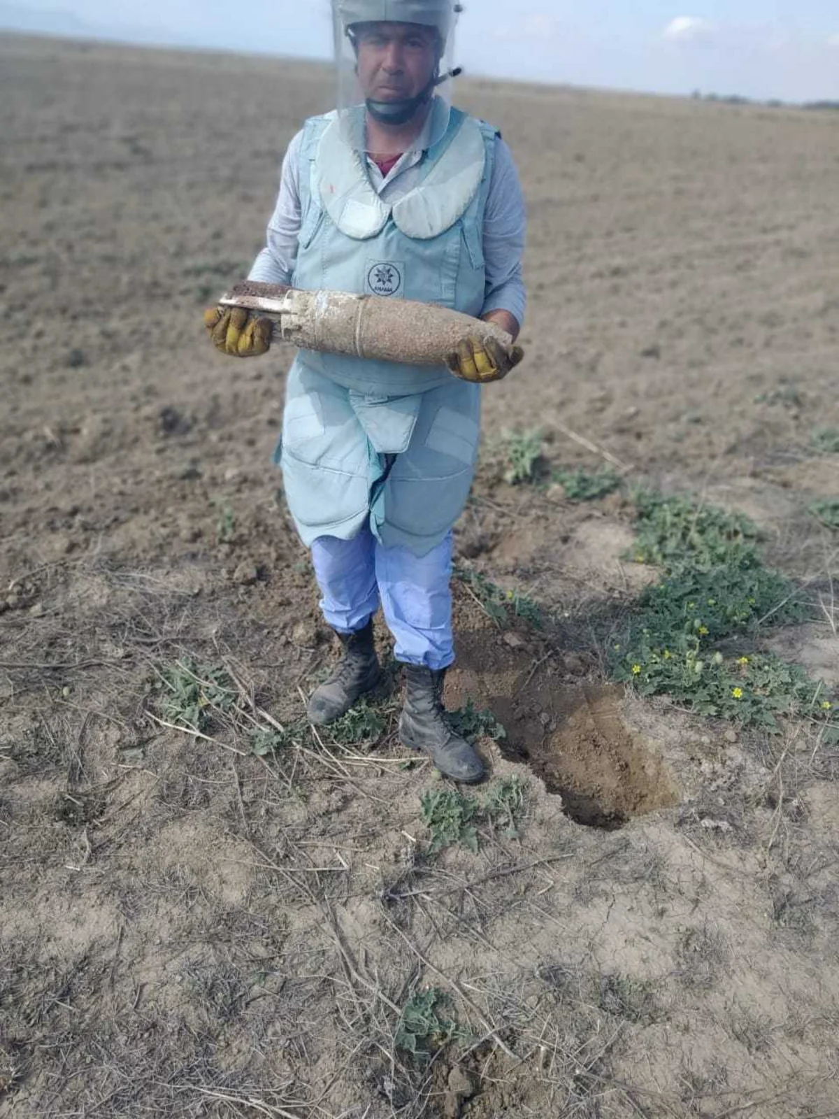 Ağdamda mərmi tapılıb