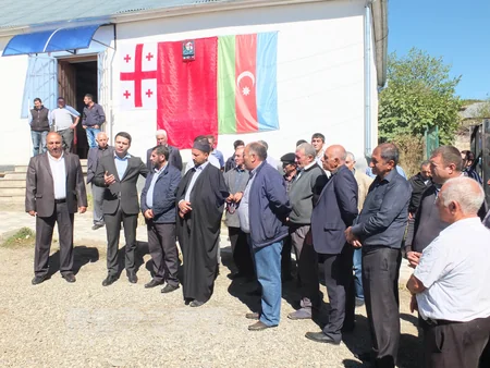 Gürcüstanın Bolnisi rayonunda Azərbaycan Ordusunun şəhid olmuş əsgəri yad edilib - FOTO
