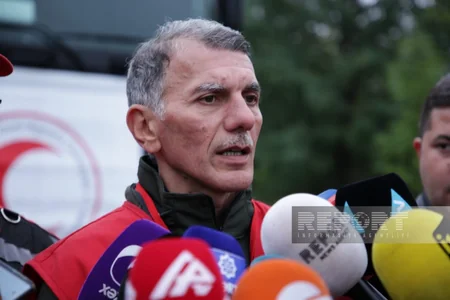 Продовольственный груз AОКП уже 15 дней ожидает на дороге Агдам-Ханкенди
