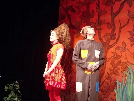 Gənc Tamaşaçılar Teatrı bayram tamaşasına hazırlaşır