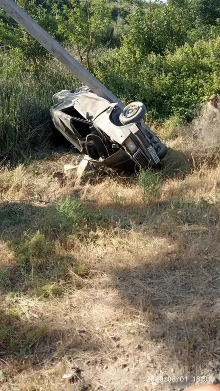 В Имишли перевернулся автомобиль, пострадал водитель