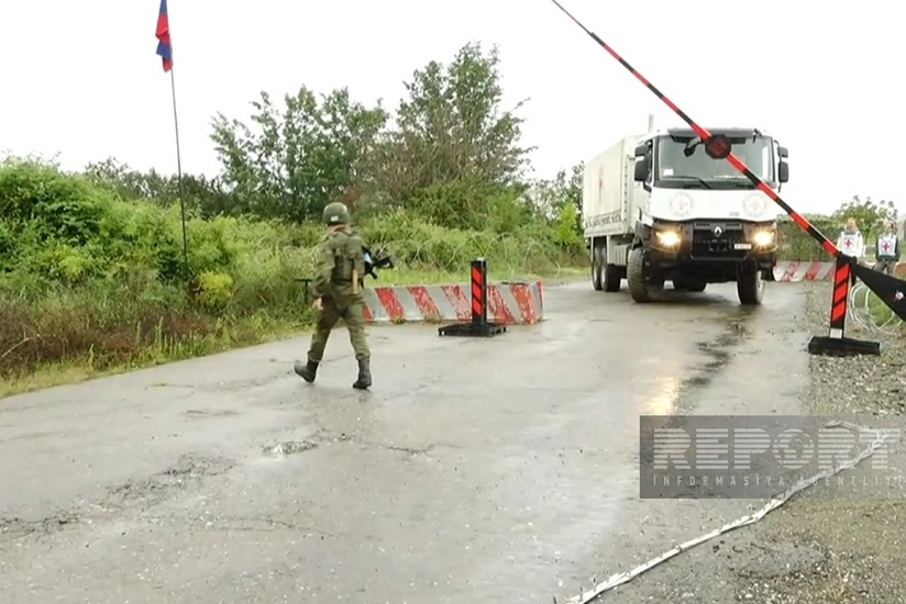 ICRC truck returns to Aghdam from Khankandi