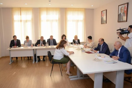 Əbülfəs Qarayev  Zaqatalada vətəndaşları qəbul edib