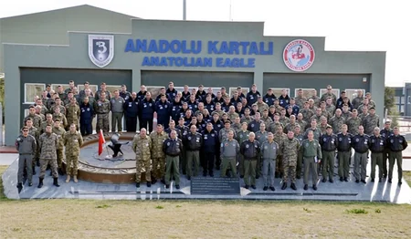 ​TURAZ Şahini-2016 taktiki-uçuş təlimlərinin açılış brifinqi keçirilib