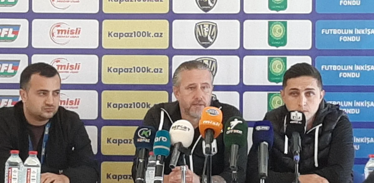 Neftçinin baş məşqçisi: Gəncədəki stadionda otun hündürlüyü böyük idi