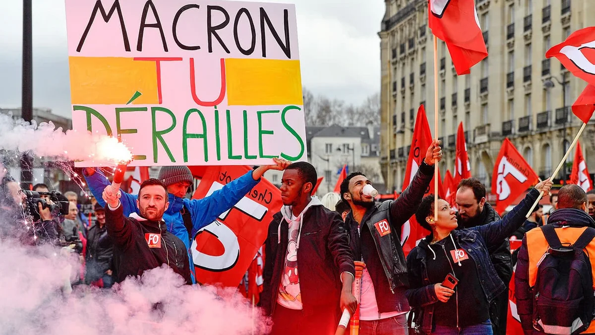 Fransada demokratiya böhranı - Makron günahkar axtarır - ŞƏRH